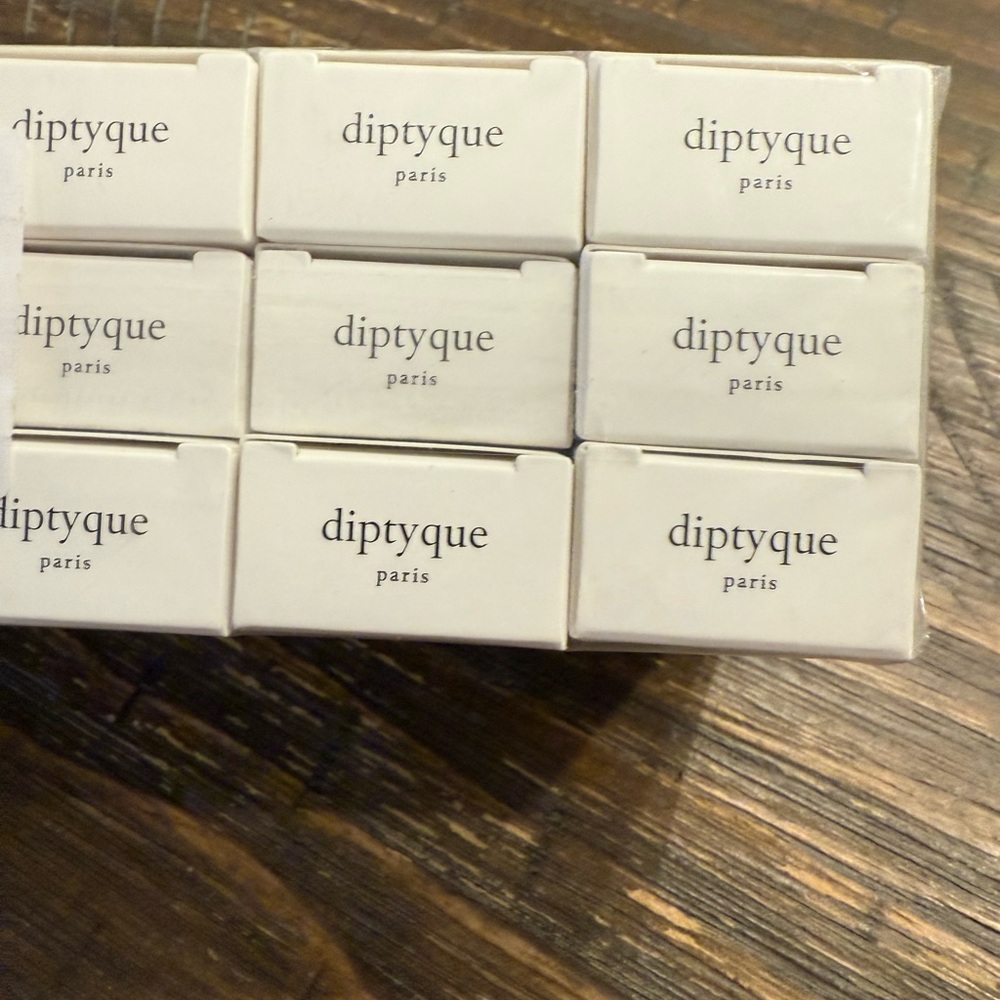 Lot Of 24 Diptyque TAM DAO
Eau de toilette  sample Spray .06 oz/2mL. - Picture 3 of 3
